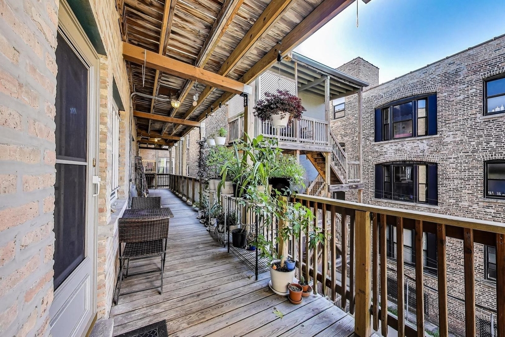 2745 W Lemoyne Street - Photo 17