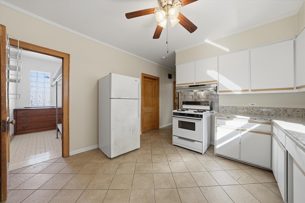 1826 Elmwood Avenue - Photo 8