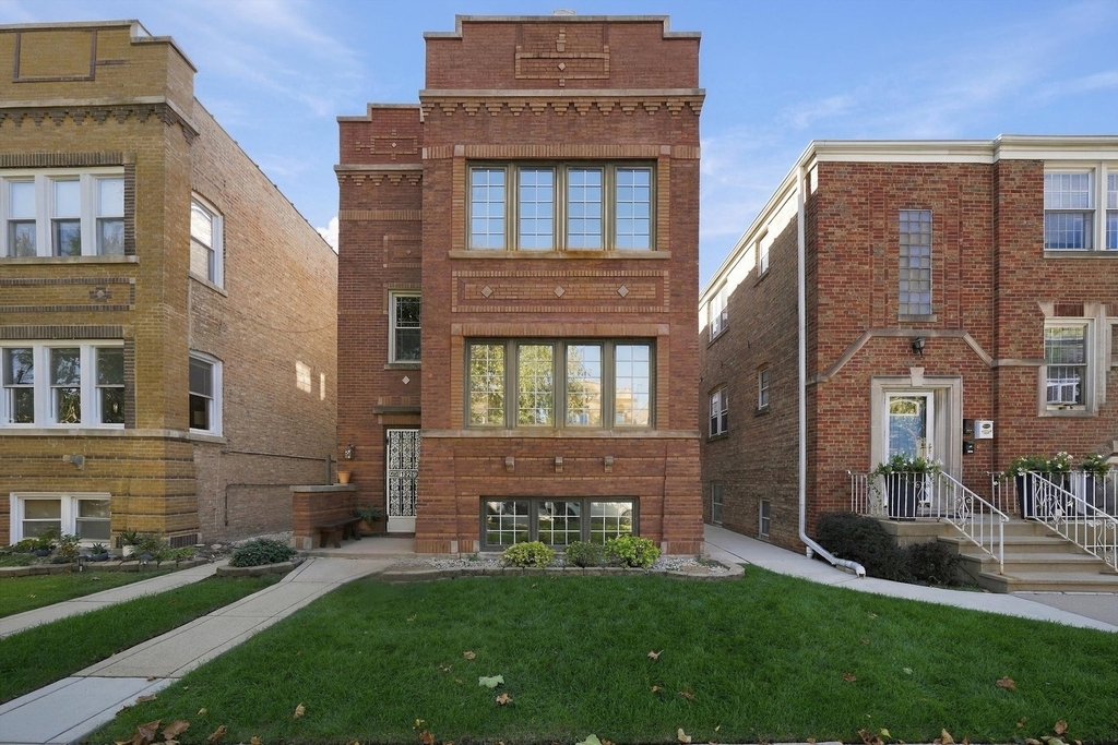 1826 Elmwood Avenue - Photo 18