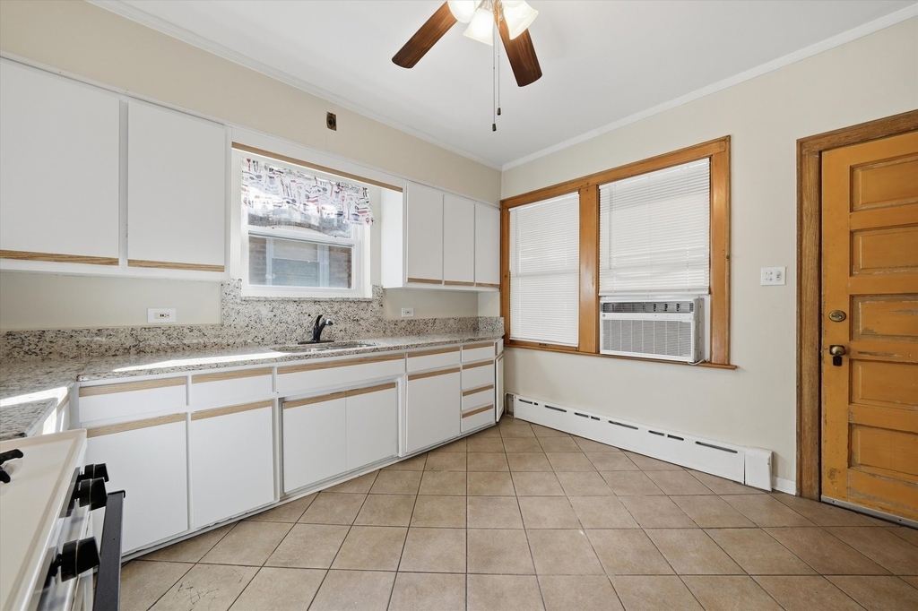 1826 Elmwood Avenue - Photo 9