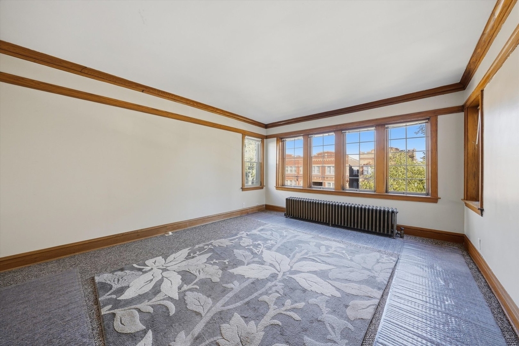 1826 Elmwood Avenue - Photo 3
