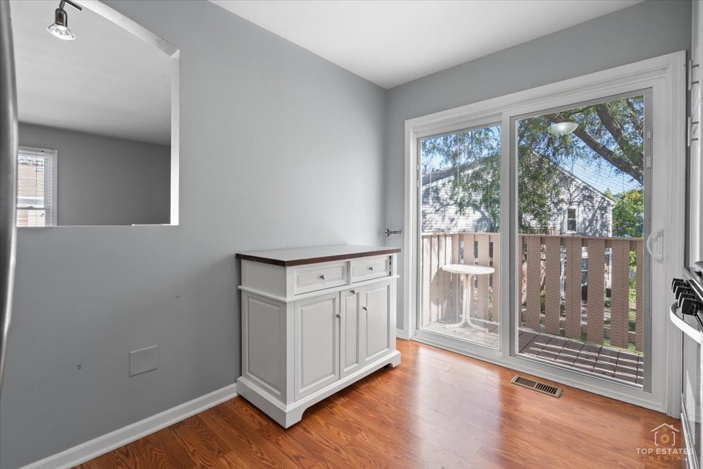 1109 Boston Harbor - Photo 11
