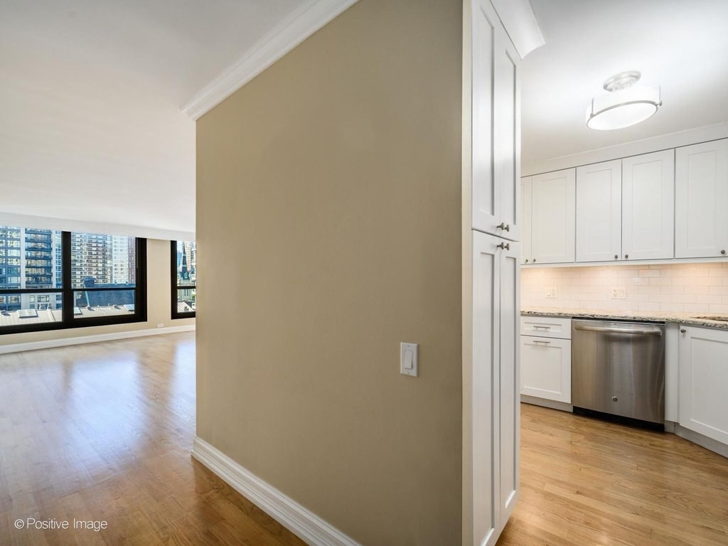 1030 N State Street - Photo 2
