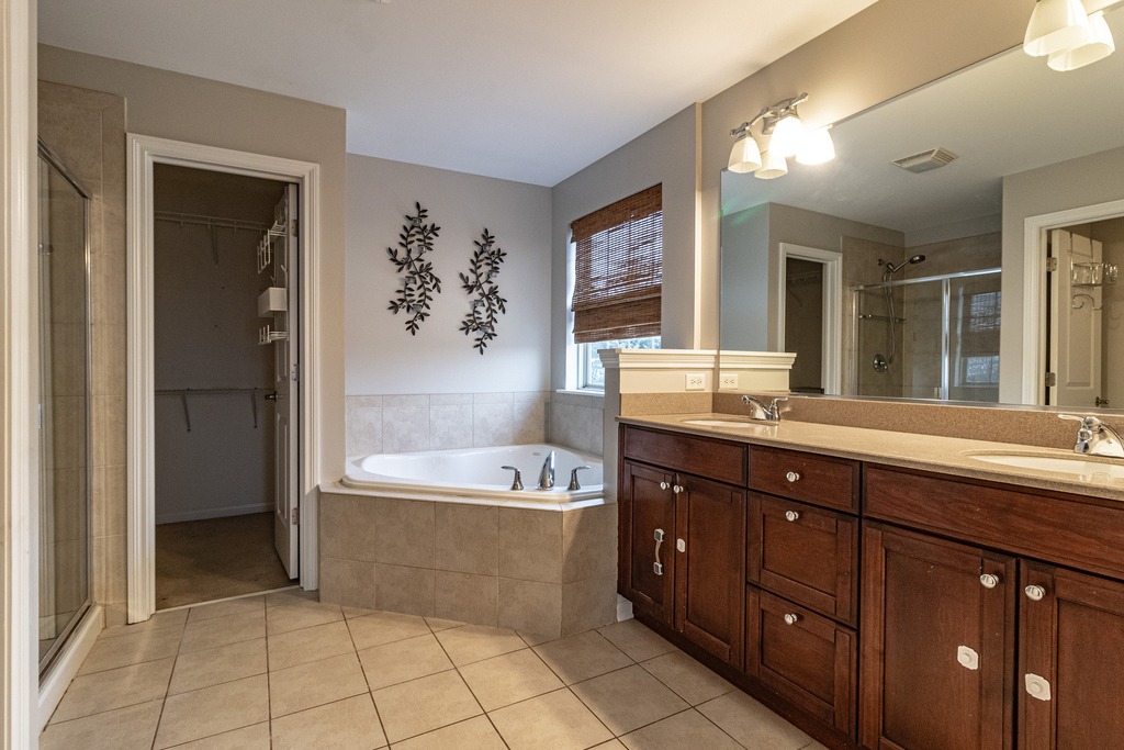 1140 Danforth Court - Photo 26