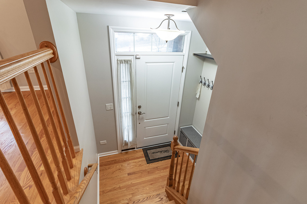 1140 Danforth Court - Photo 1