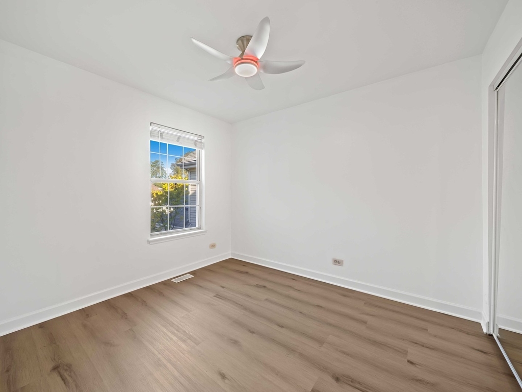 1239 S Wellington Court - Photo 12