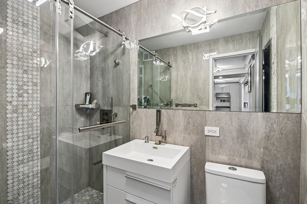 400 E Randolph Street - Photo 11