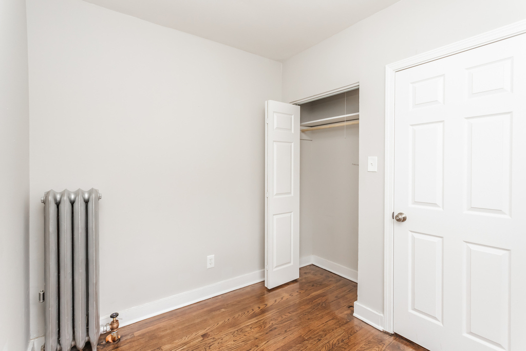 6949 S Paxton Avenue - Photo 8