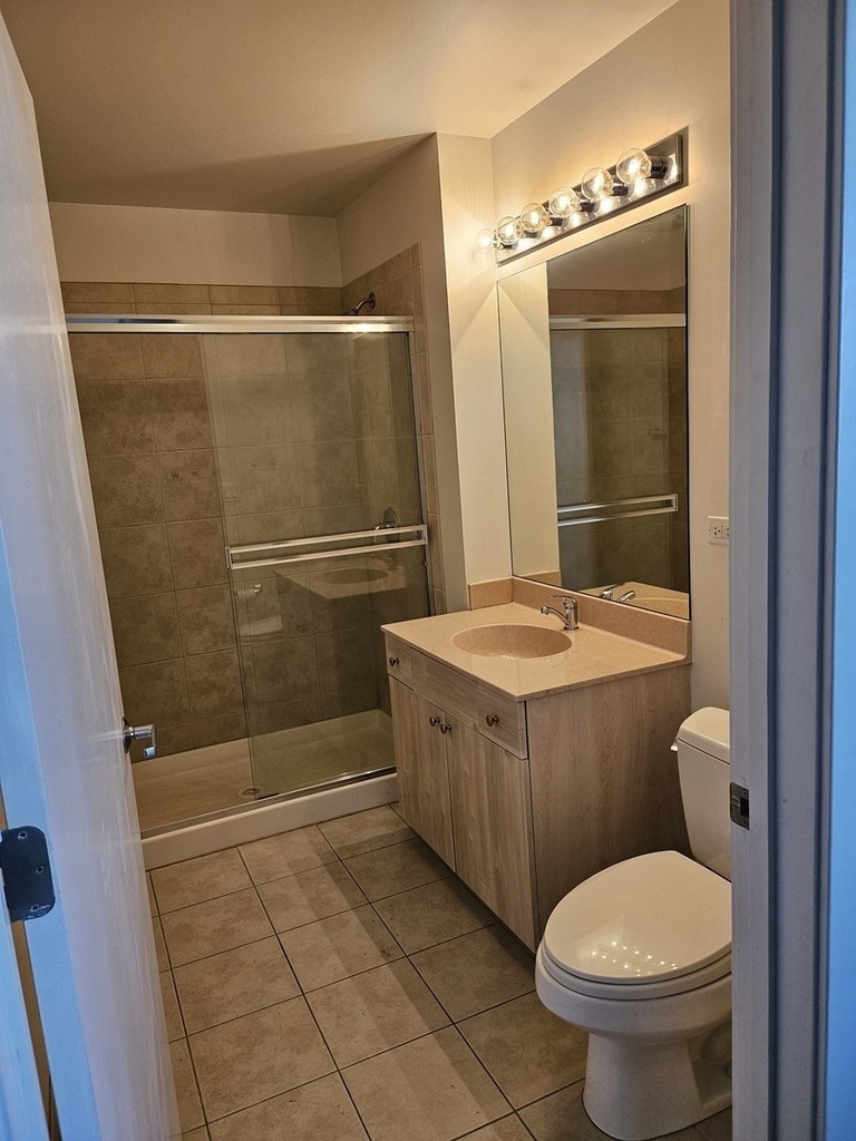 235 W Van Buren Street - Photo 17