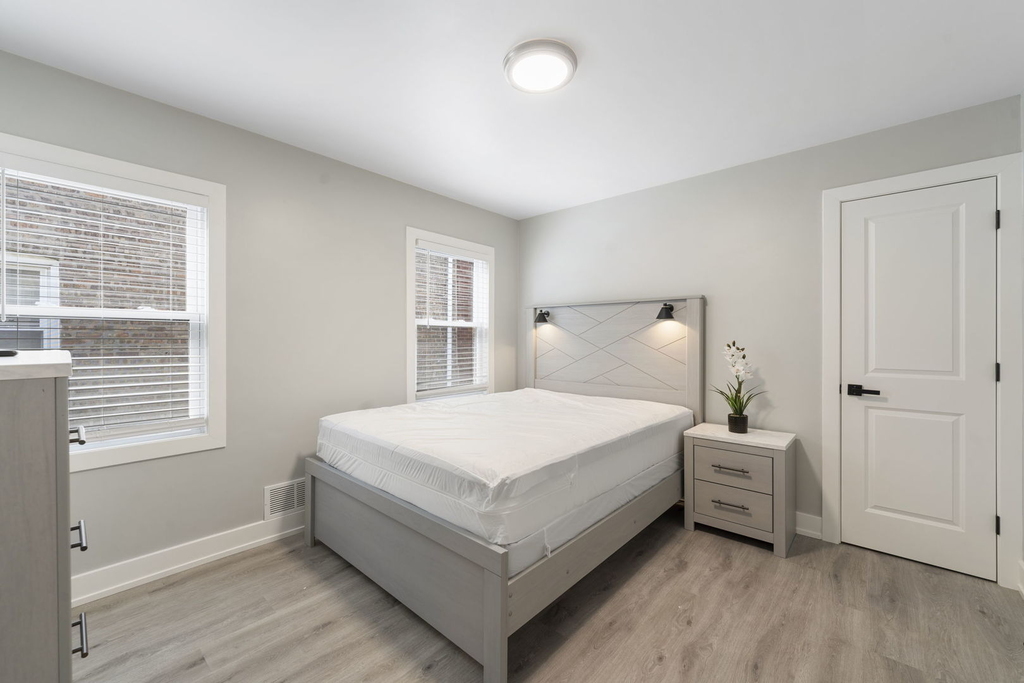 5347 W Gladys Avenue - Photo 15