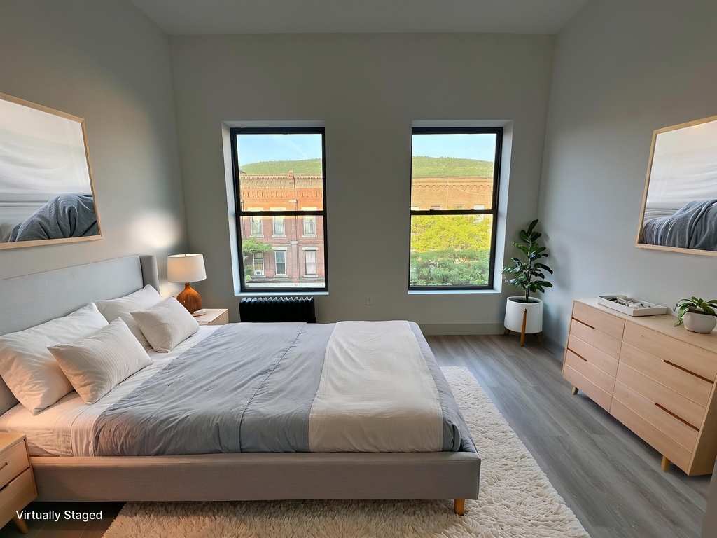 114 Main - Photo 8