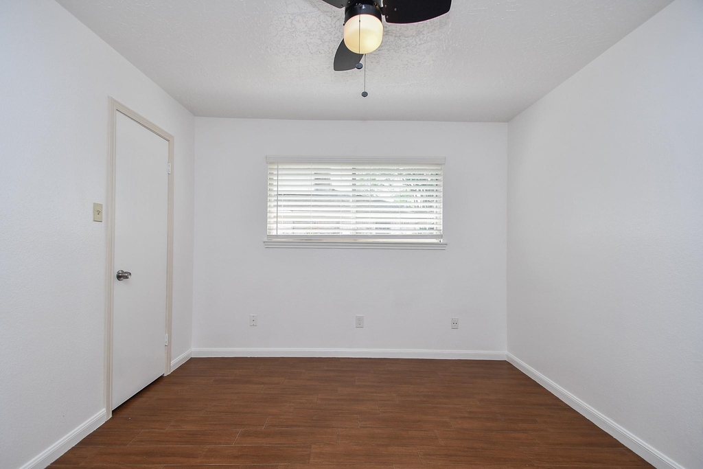 7714 Eichler Drive - Photo 20