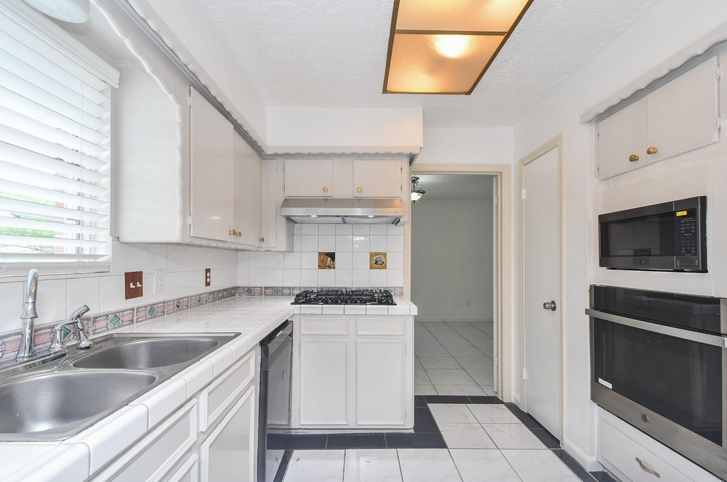 7714 Eichler Drive - Photo 15