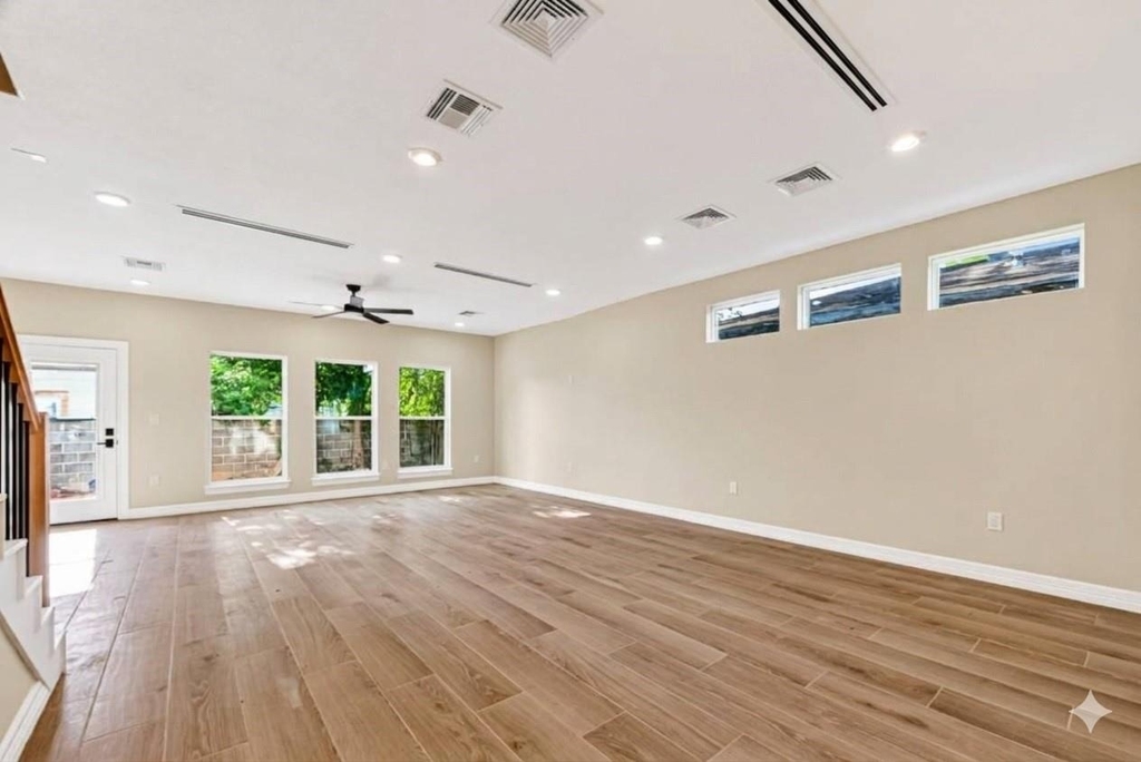 5210 Gano Street - Photo 7