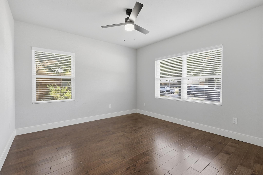 6422 Woodbrook Lane - Photo 9