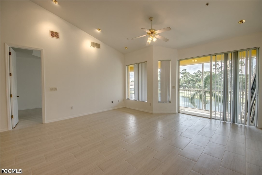 15250 Riverbend Boulevard - Photo 5