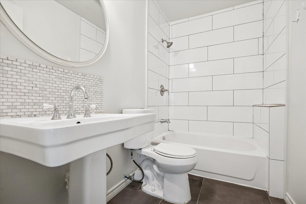 7933 Elwood Street - Photo 12