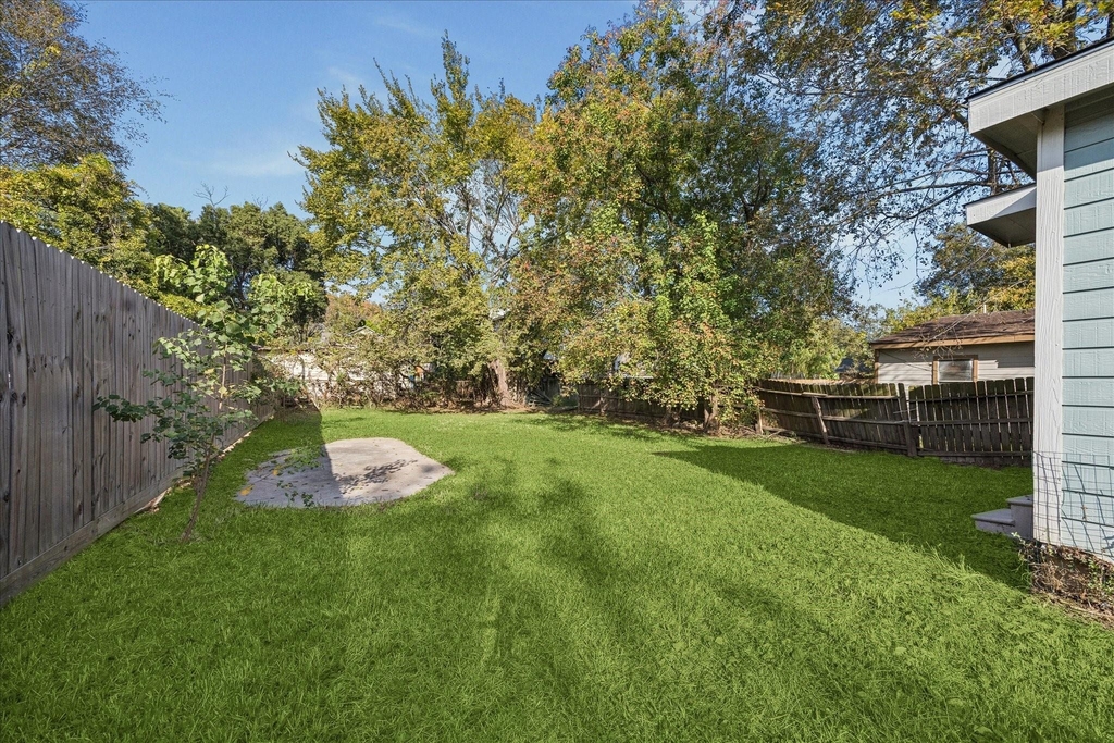 7933 Elwood Street - Photo 17