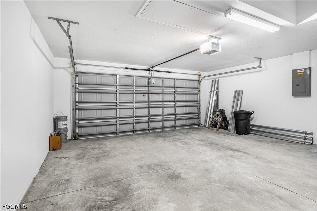 323 Nw 10th Street - Photo 18