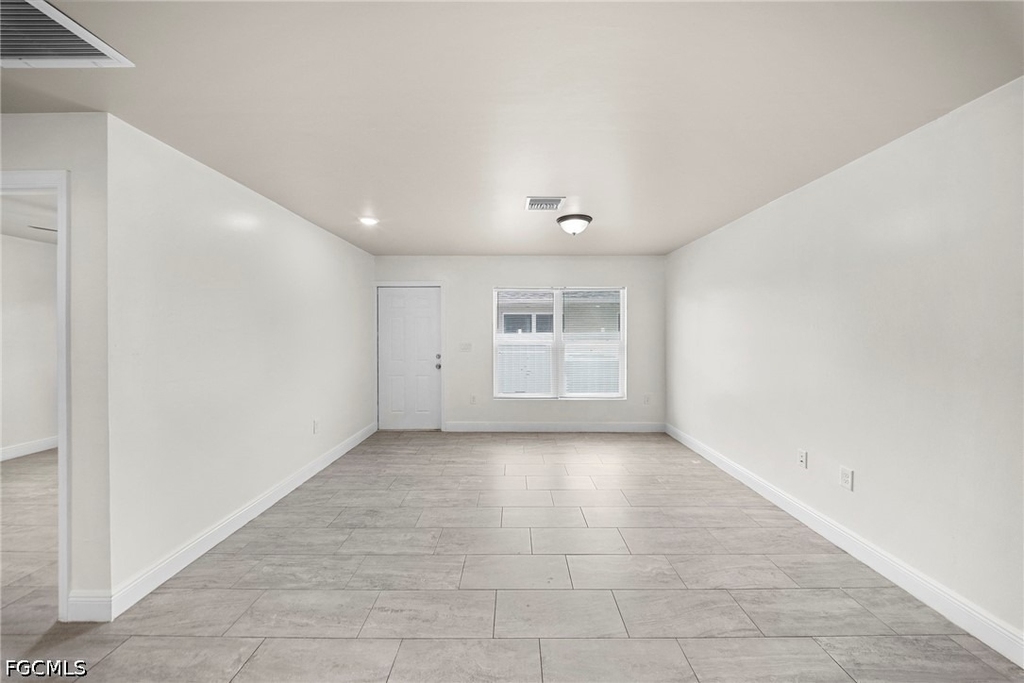 2405 Maple Avenue - Photo 10