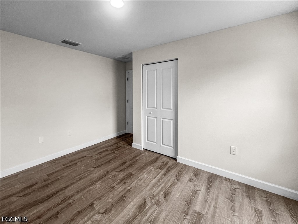 745 Harry Avenue S - Photo 21