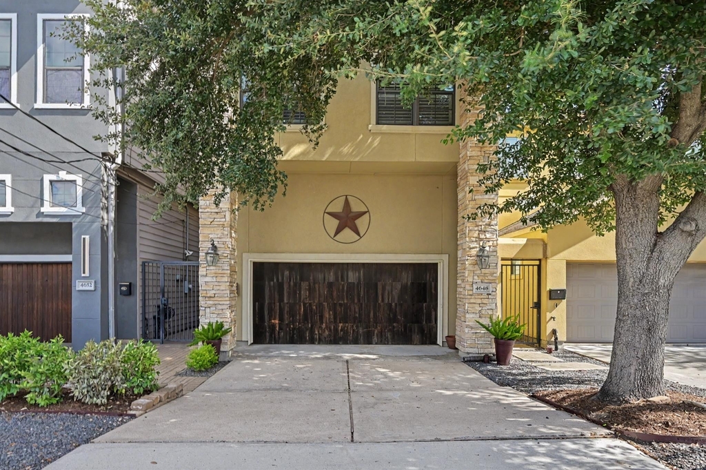 4648 Cornish Street - Photo 1