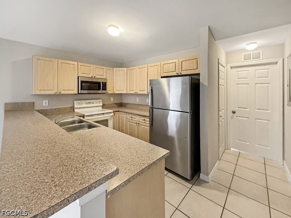 4771 Jordan Avenue S - Photo 1