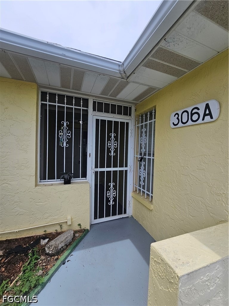 306 Highland Avenue - Photo 2