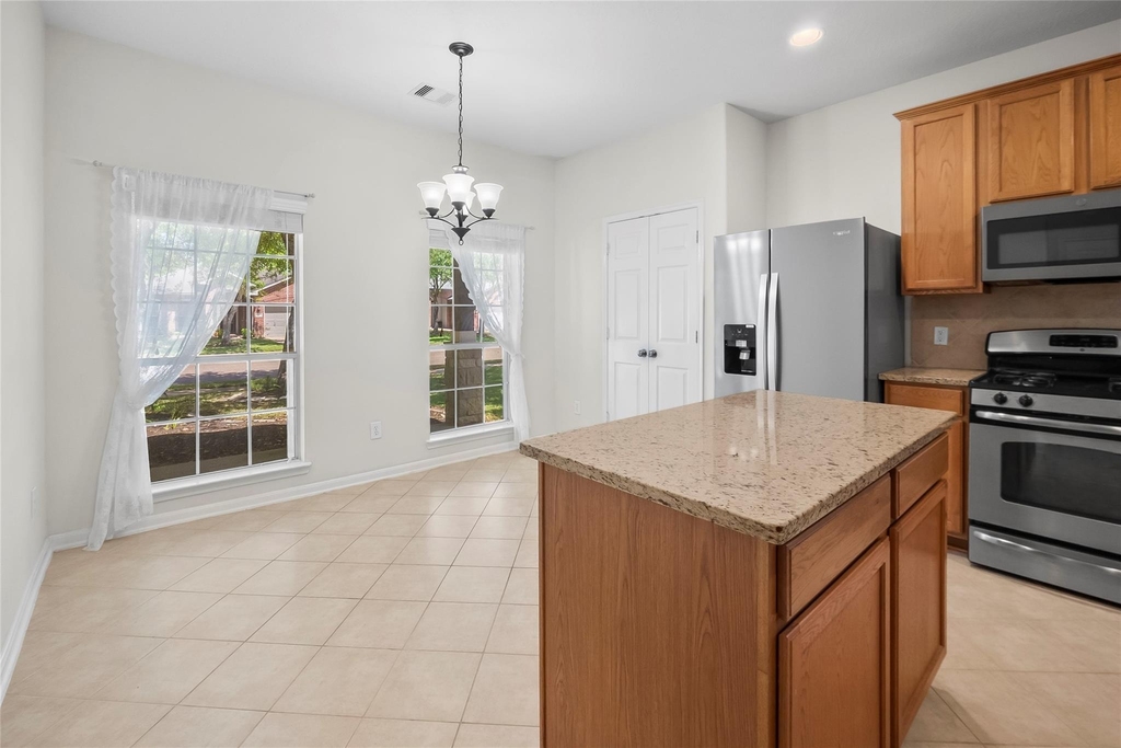 12920 Meadow Springs Drive - Photo 3