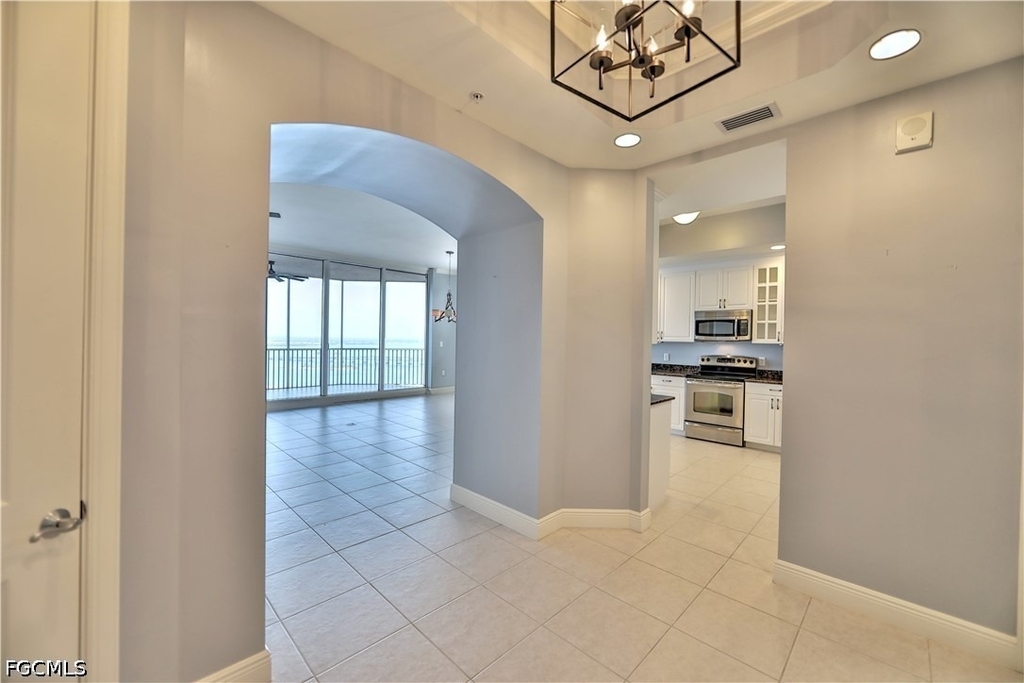2090 W First Street - Photo 2