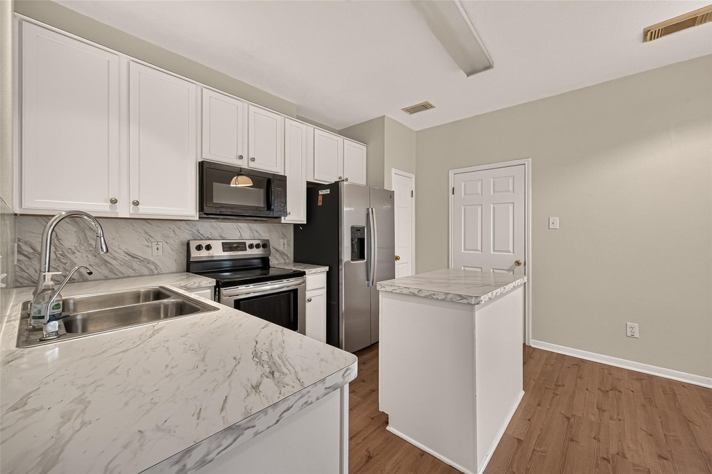 16007 Sweet Fern Street - Photo 16