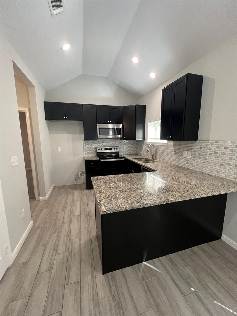 833 Omeara - Photo 4