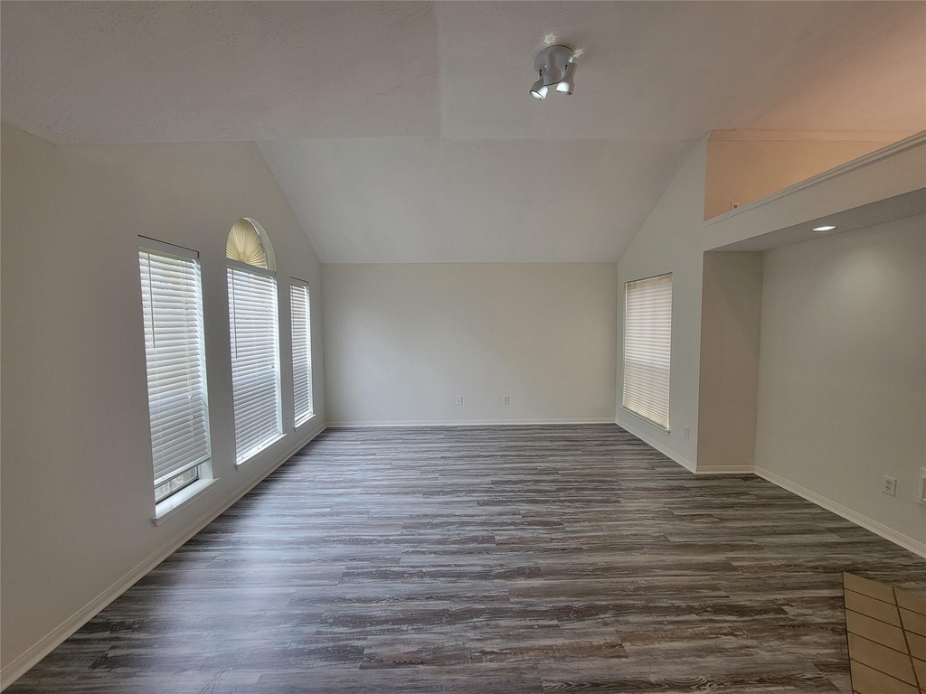 7710 Hayward Court - Photo 2