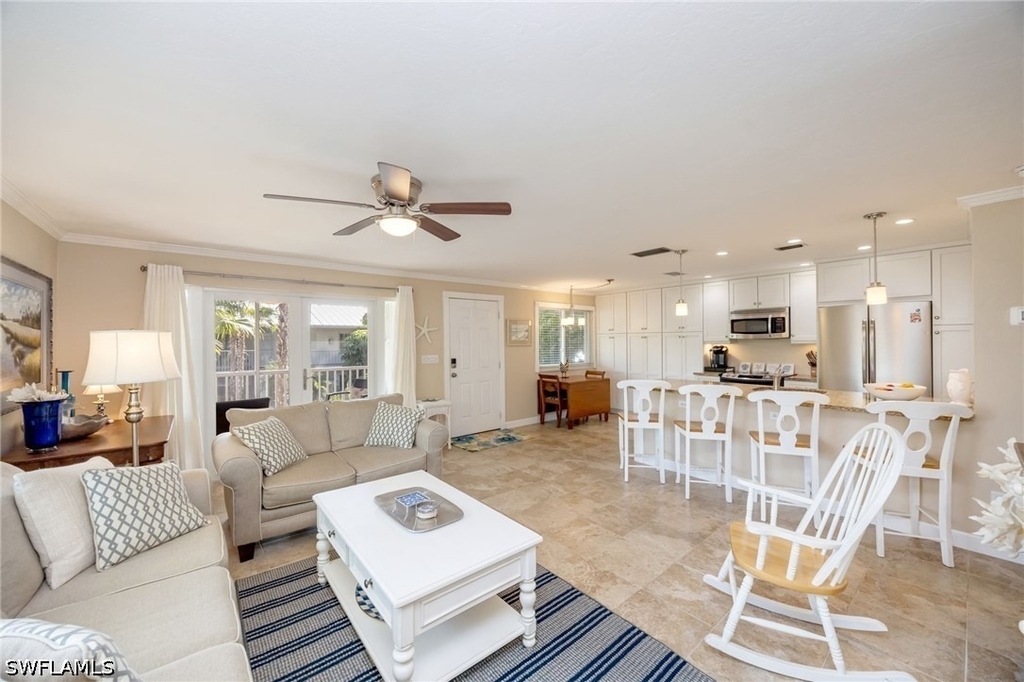 362 4th Avenue S - Photo 4