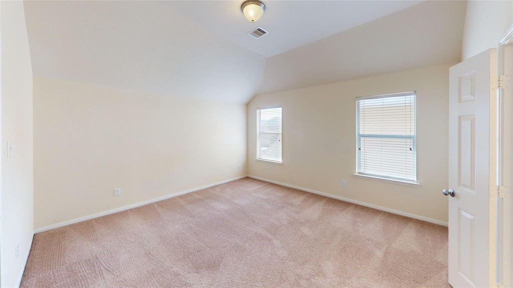6351 Wilshire Ridge - Photo 10