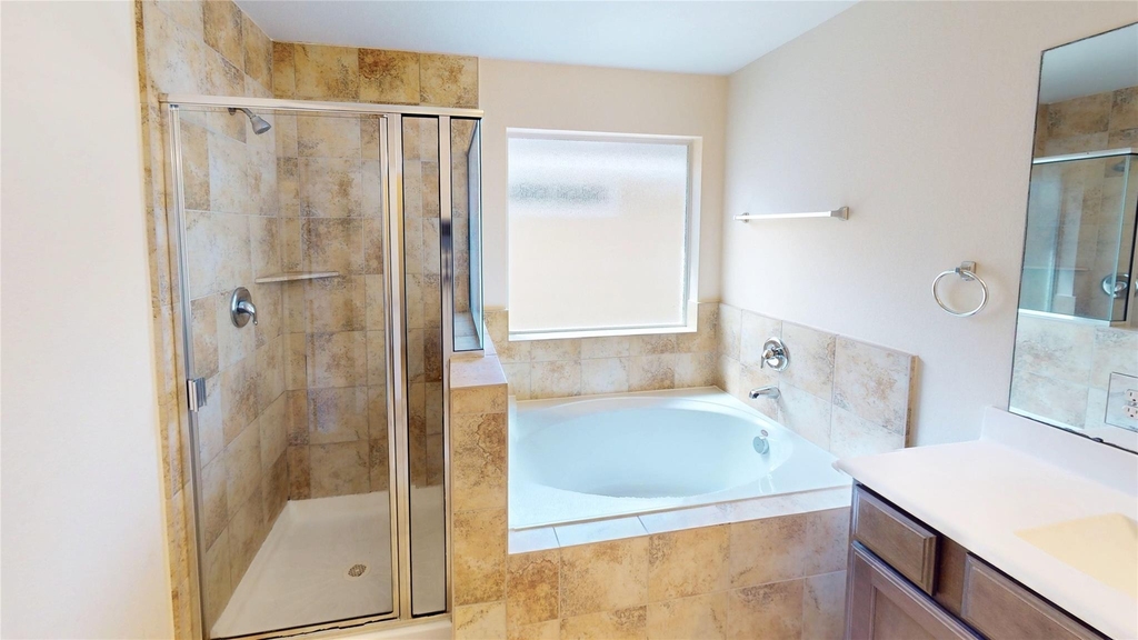 6351 Wilshire Ridge - Photo 13