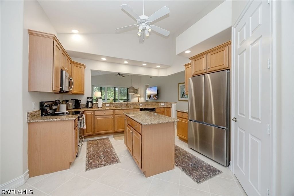 8637 Champions Point - Photo 10