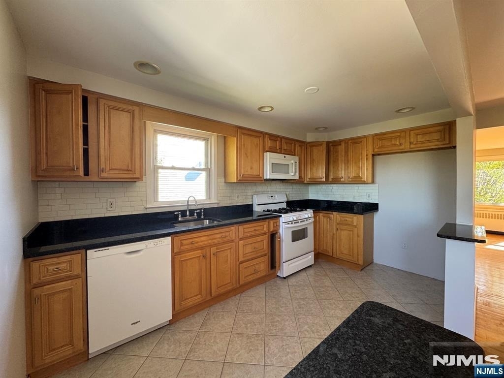 1 Underhill - Photo 6