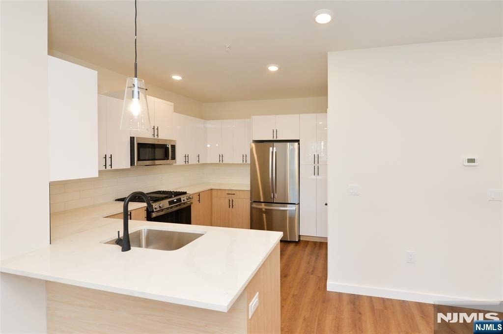91 Union - Photo 6