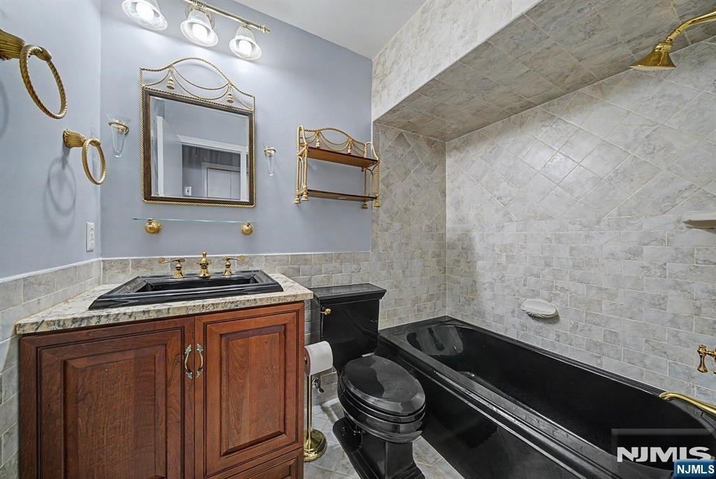 141 Shore - Photo 18