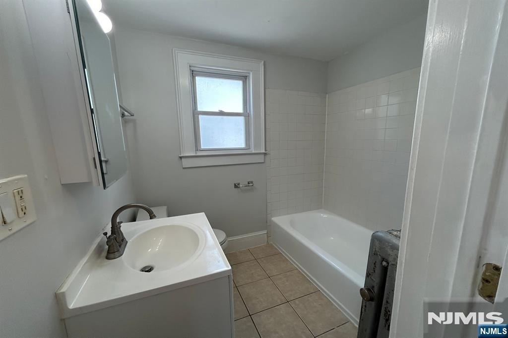 18 Lexington - Photo 8