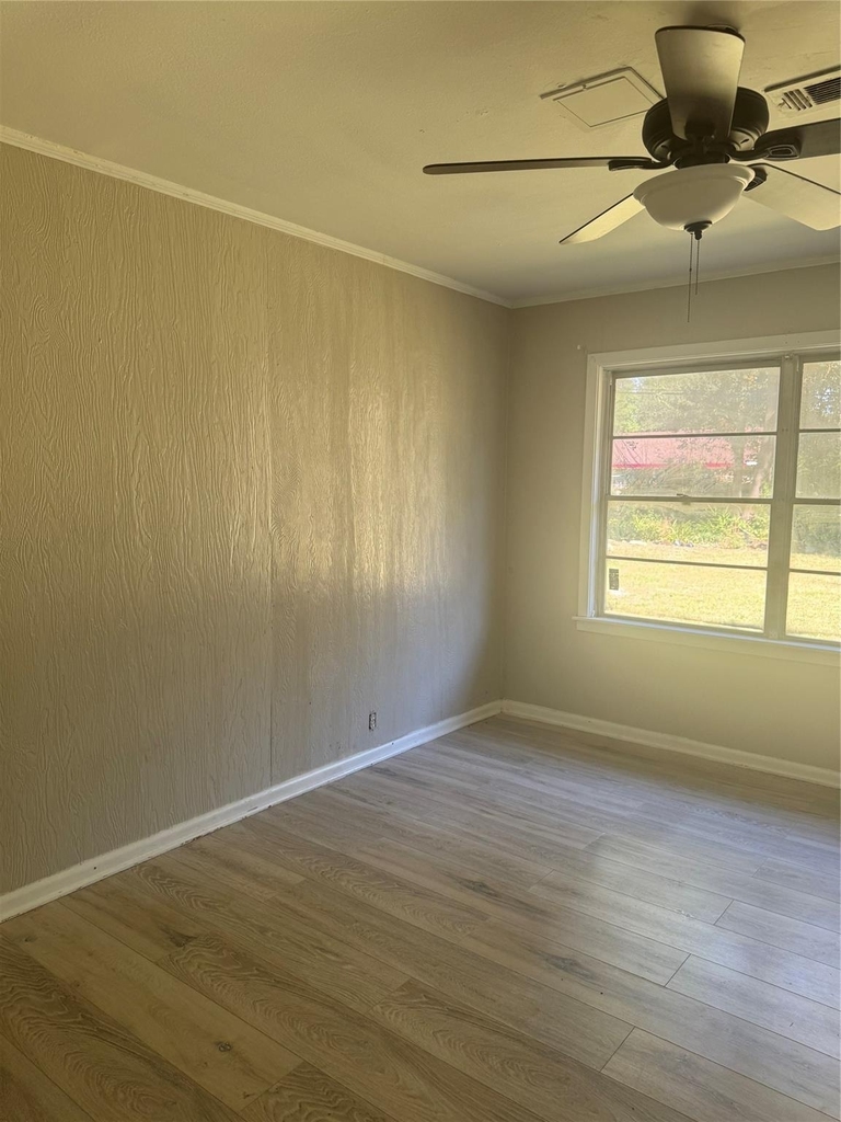 7947 Glenscott Street - Photo 15