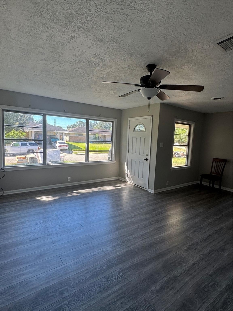7947 Glenscott Street - Photo 26