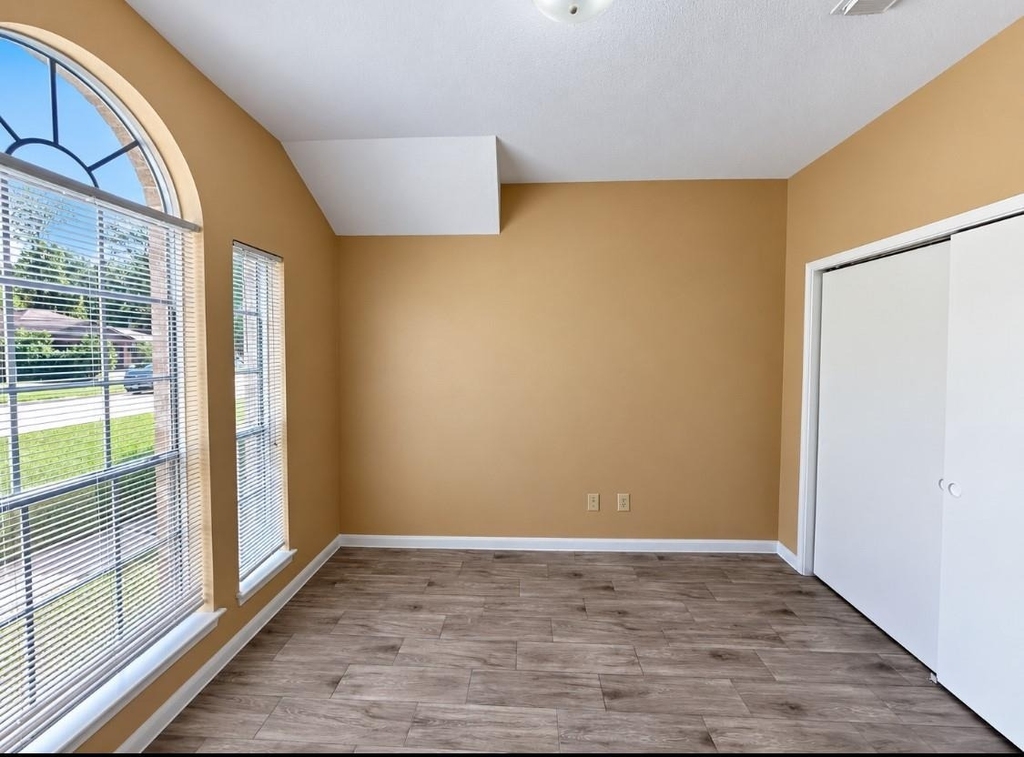 2206 Friarwood Trail - Photo 31