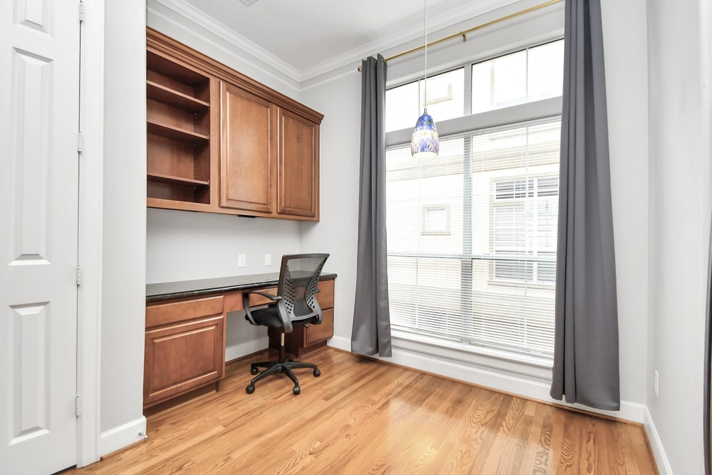 915 Asbury Street - Photo 20
