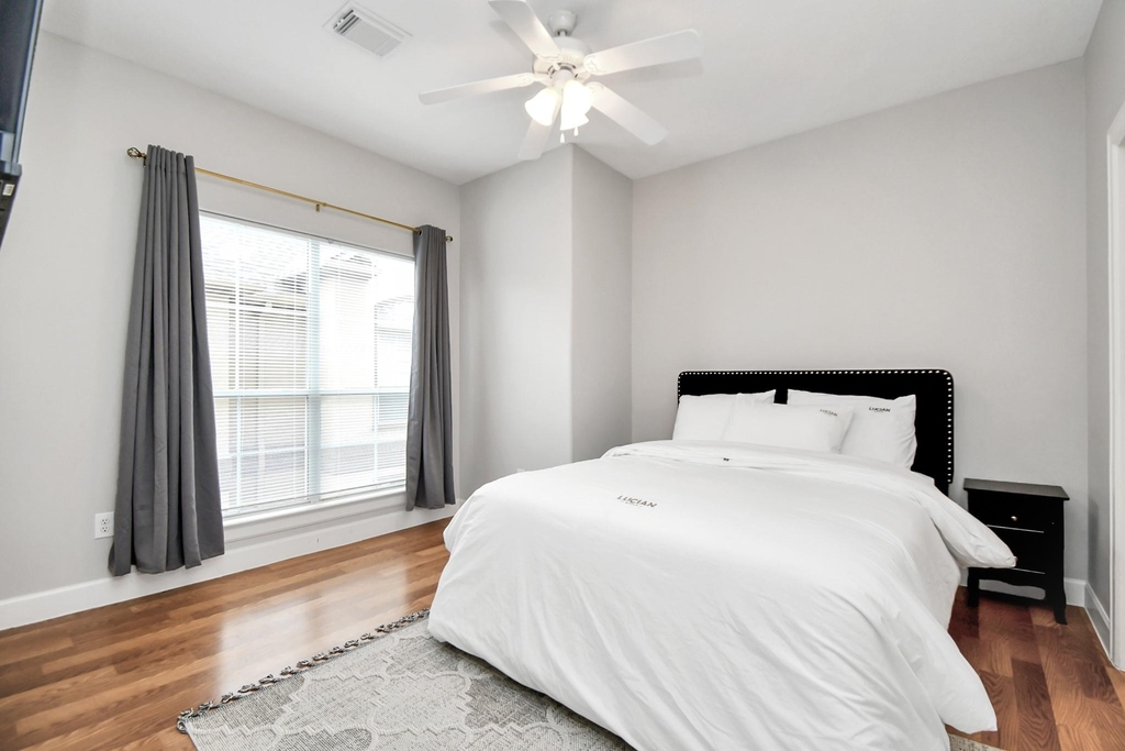 915 Asbury Street - Photo 33