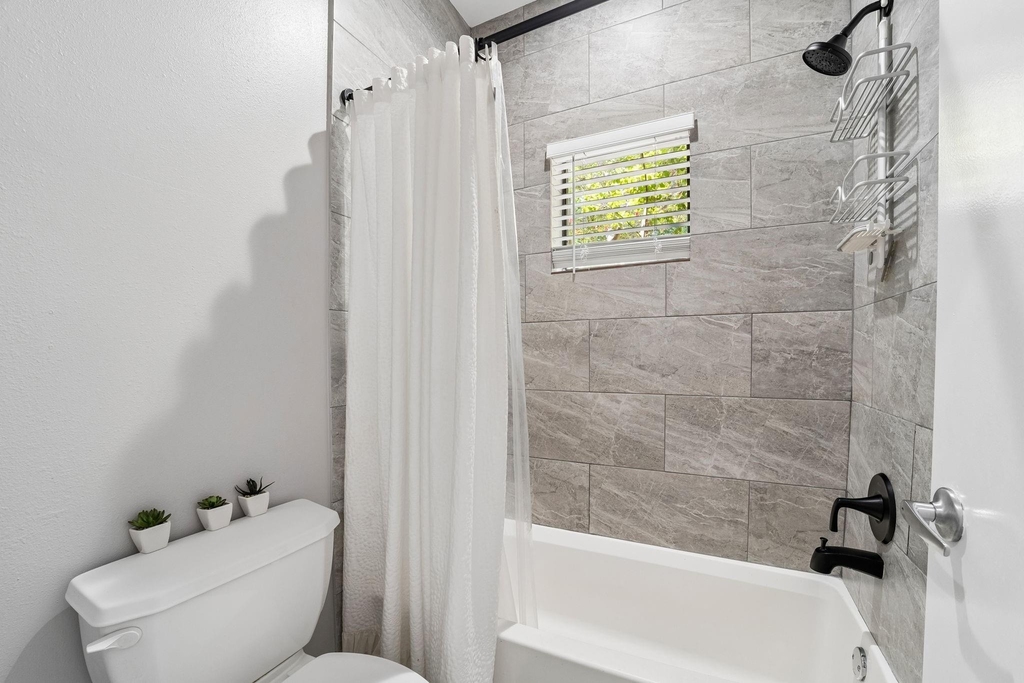 1614 Bonner Street - Photo 5