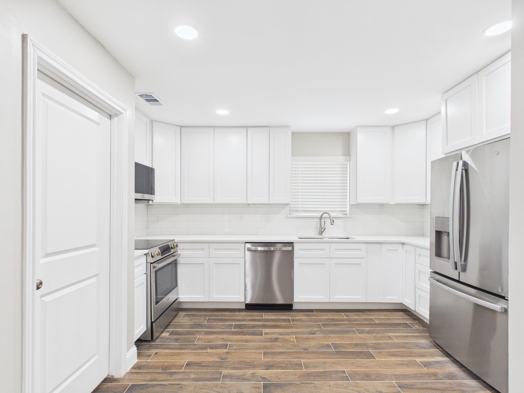 7903 Secretariat Lane - Photo 2