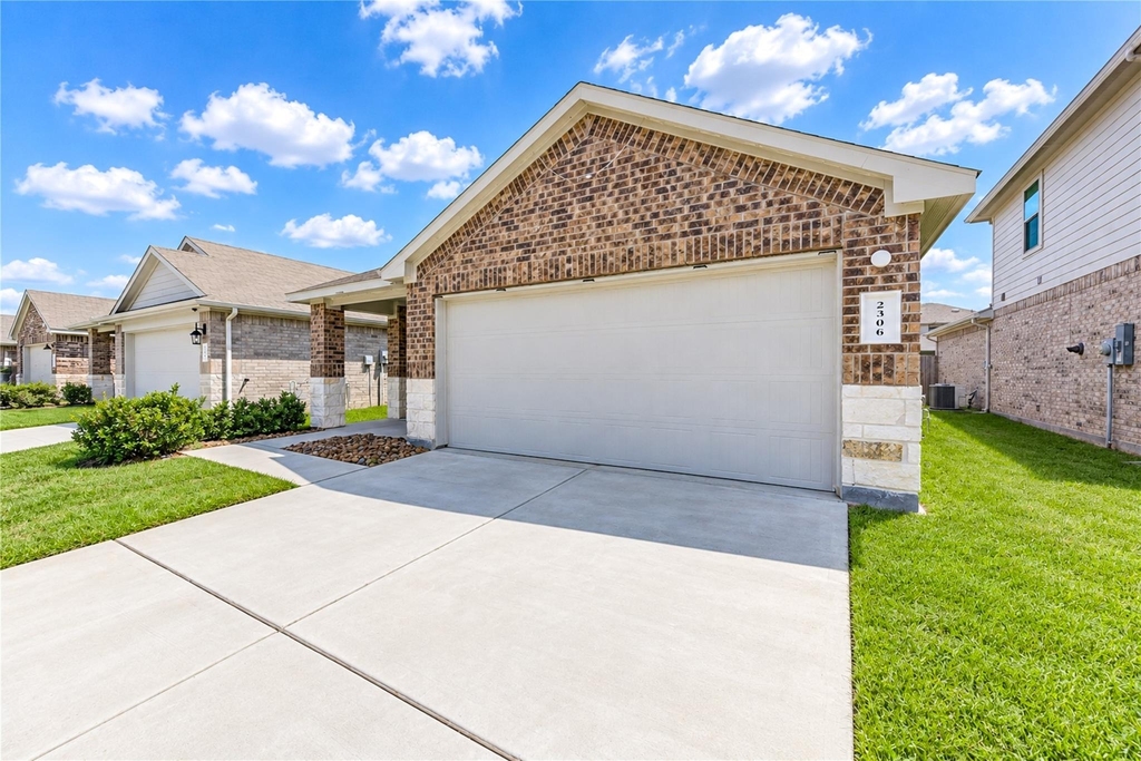 2306 Silver Plume Lane - Photo 1