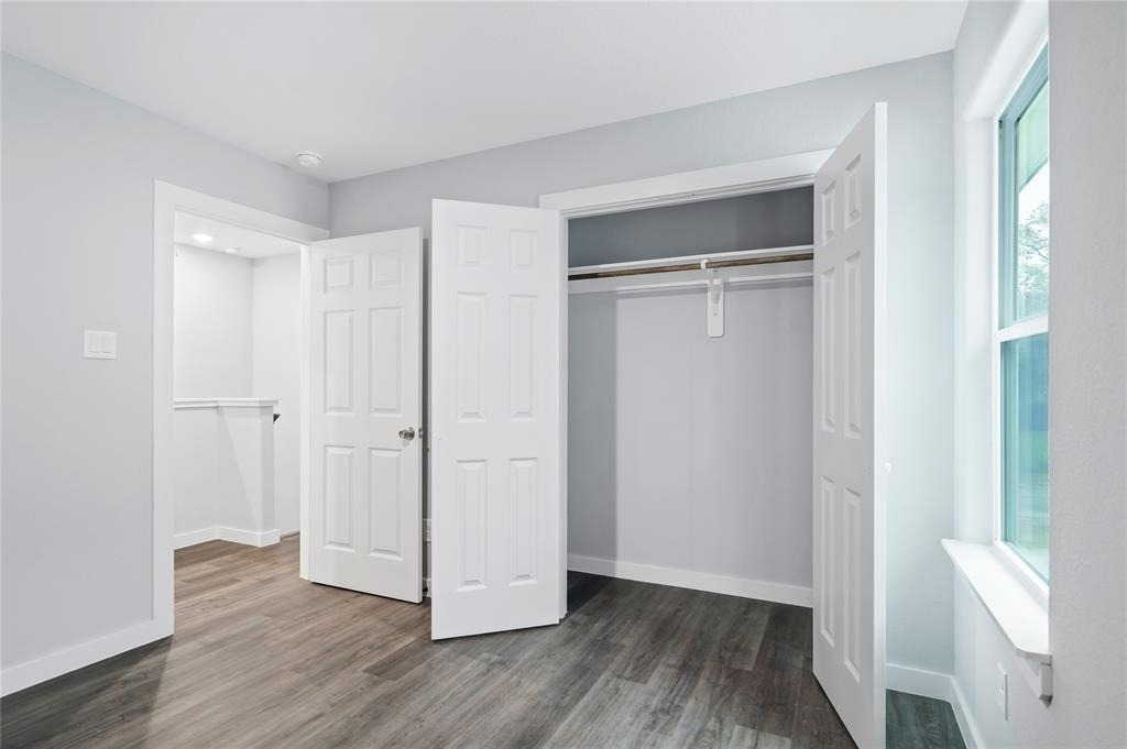 8215 Crestview Drive - Photo 18